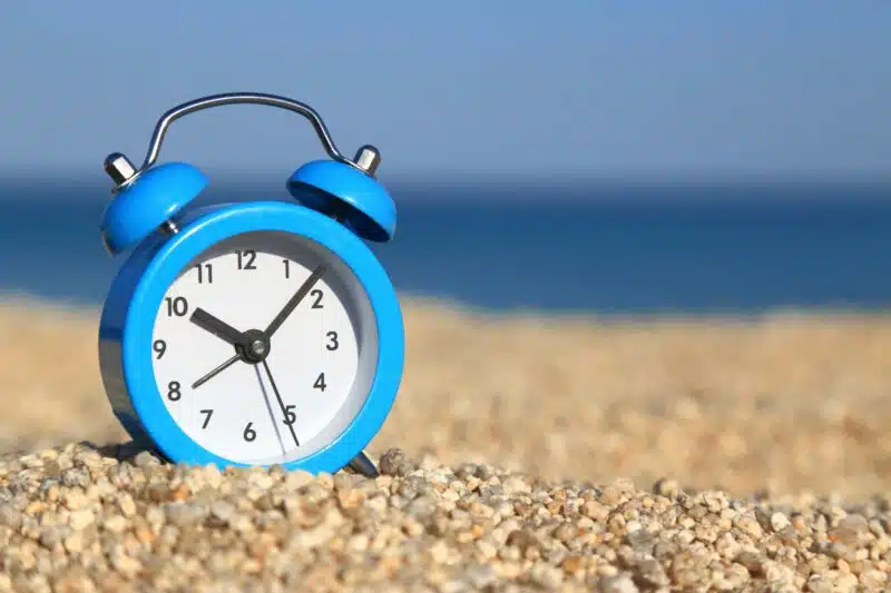 beach_clock